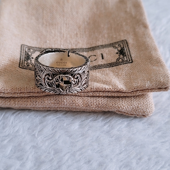 Authentic Gucci Garden Sliver Oxidised Buckle Ring With interlocking G LOGO - Picture 3 of 16